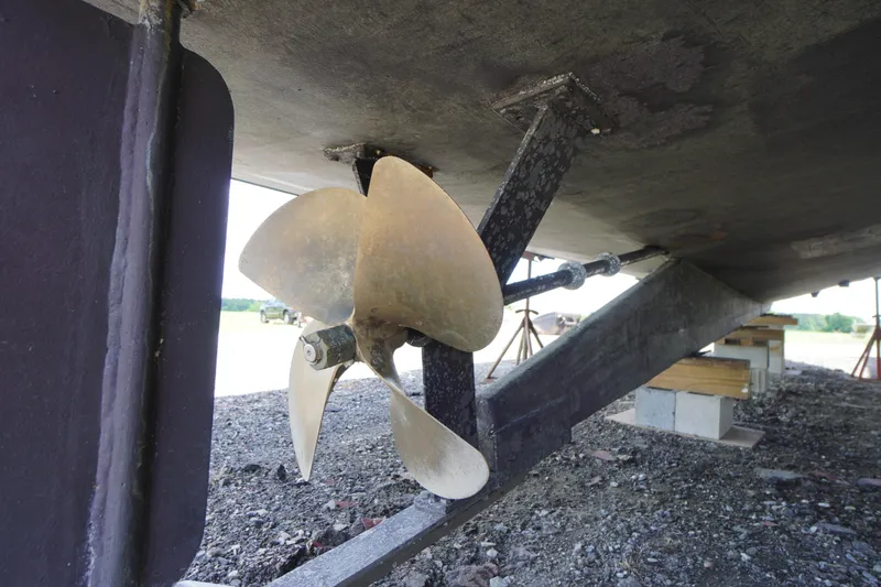 Slide: The Image of Propeller of 1989 Markley 35 Ft. Deadrise boat on dry dock. - 75