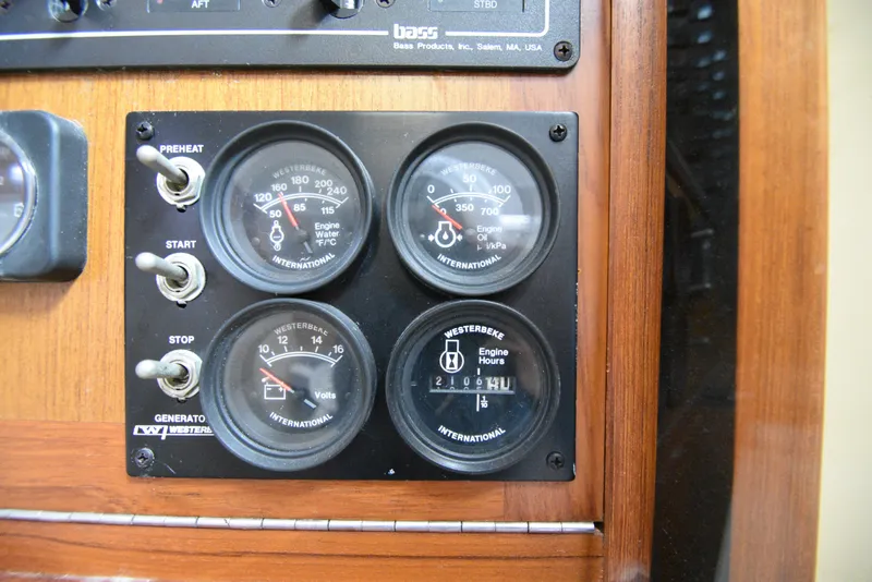 Slide: The Image of Cabo 35 Express 2001 - 11