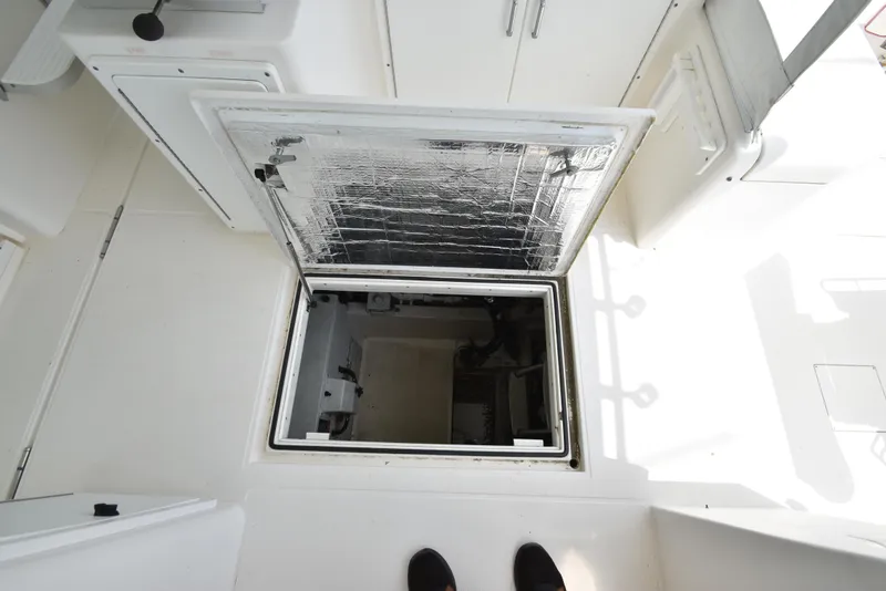 Slide: The Image of Cabo 35 Express 2001 - 23