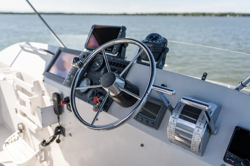 Slide: The Image of PDQ Power Catamaran MV/34 Passagemaker 2002 - 60