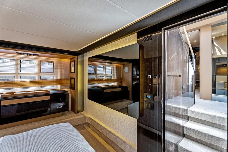 Slide: The Image of Luxurious interior of 2019 Azimut 77S yacht with modern design and elegant furnishings. - 22