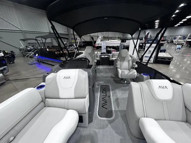 Slide: The Image of Avalon Catalina Quad Lounger 23 FT 2024 - 6