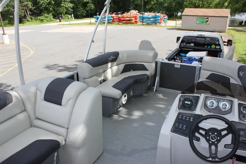 Slide: The Image of Interior of 2021 SunChaser Geneva Cruise 24 SB pontoon boat with plush seating. - 10
