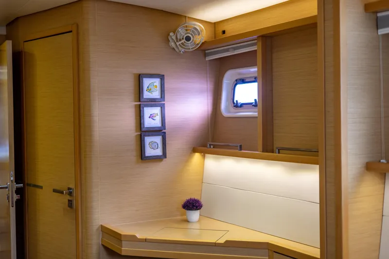 Slide: The Image of Lagoon 560 2012 - 76