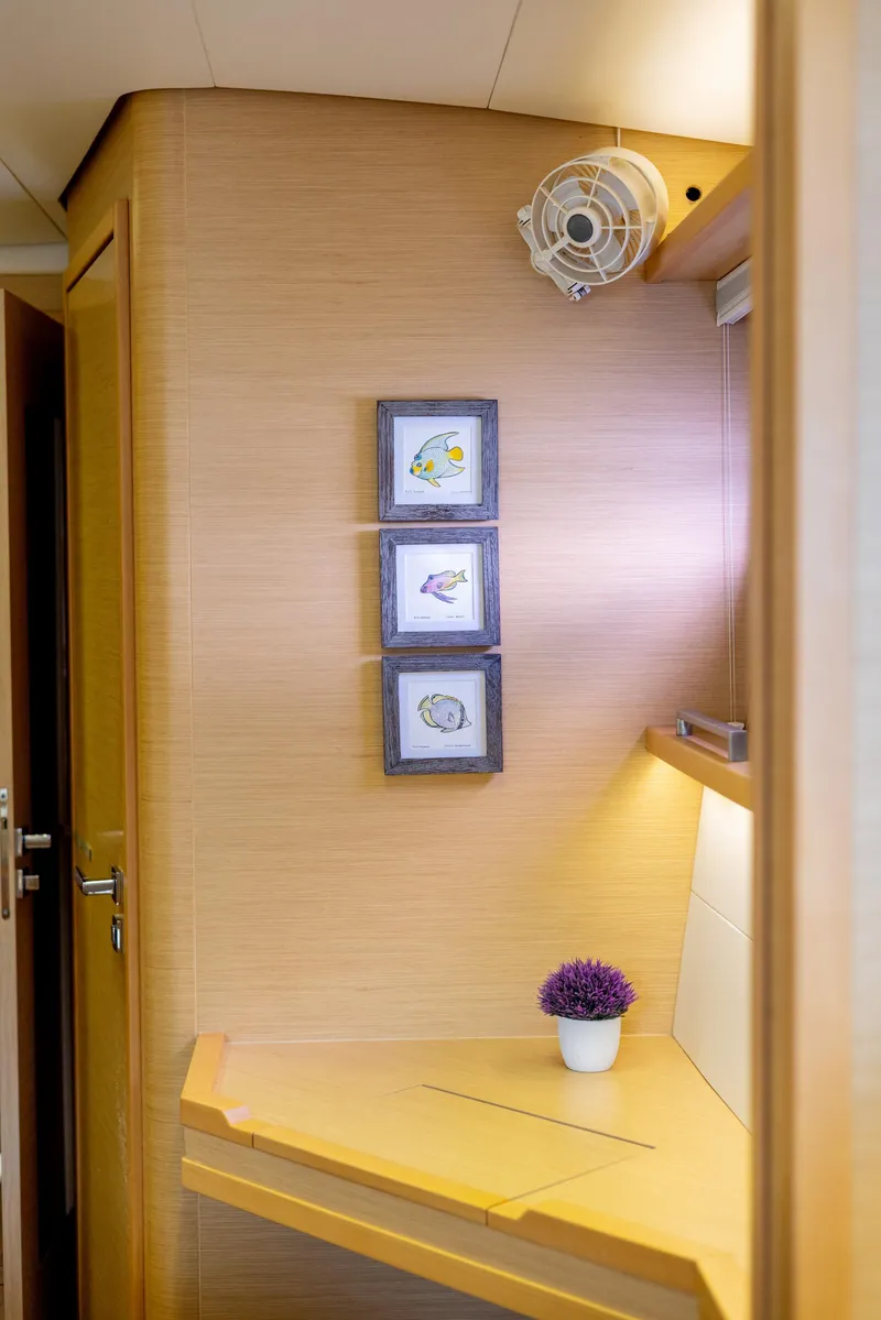 Slide: The Image of Lagoon 560 2012 - 77