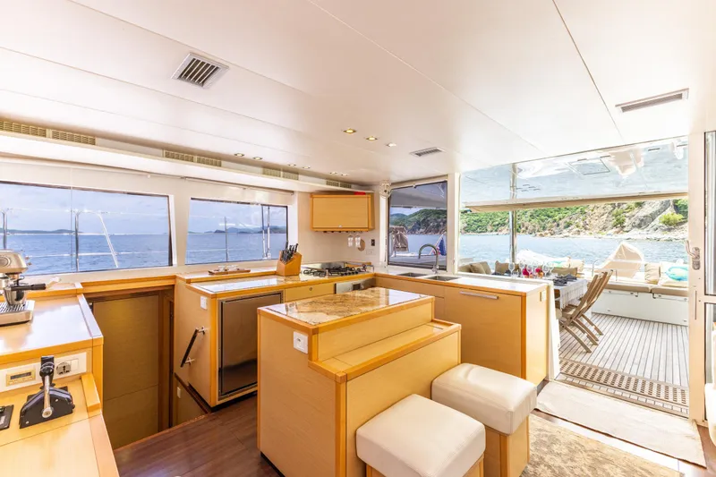 Slide: The Image of Lagoon 560 2012 - 93