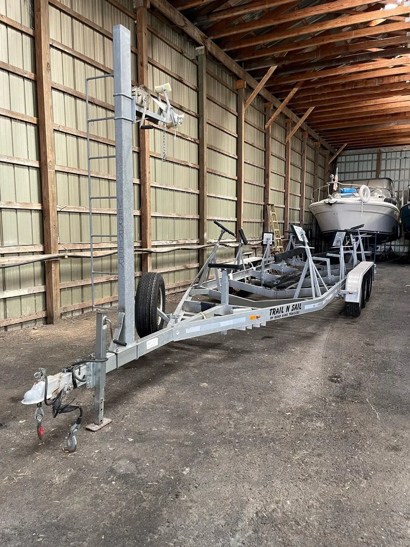 Slide: The Image of Hunter 31 2008 - 11