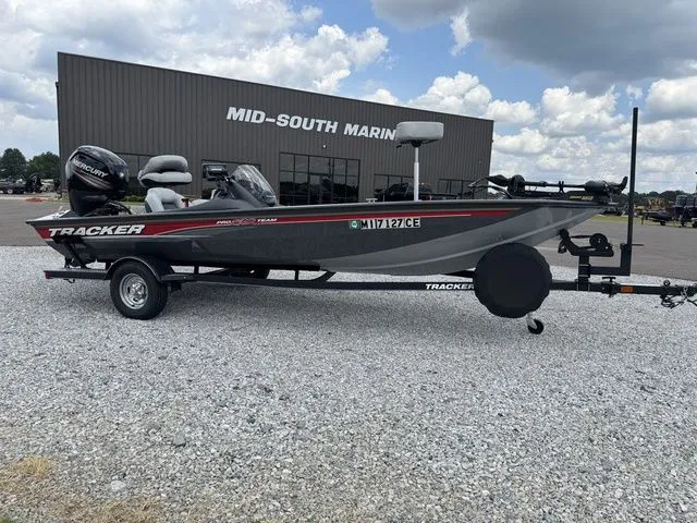 Slide: The Image of Tracker Pro Team 190 TX 2018 - 5