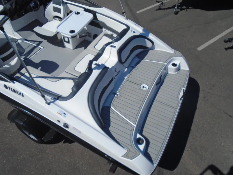Slide: The Image of 2024 Yamaha Boats SX195, sleek design, spacious seating, and modern features. - 15