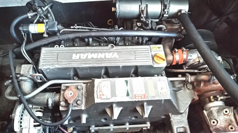 Slide: The Image of Mainship 350 Trawler 1999 - 56