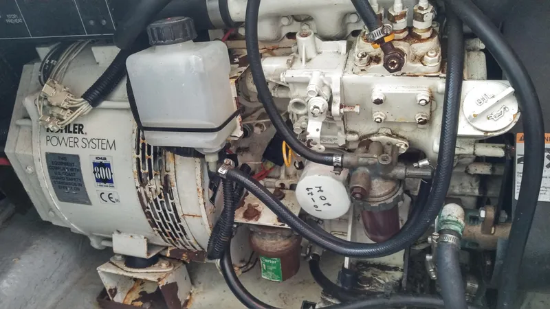 Slide: The Image of Mainship 350 Trawler 1999 - 60