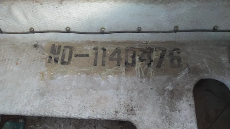 Slide: The Image of Mainship 350 Trawler 1999 - 64