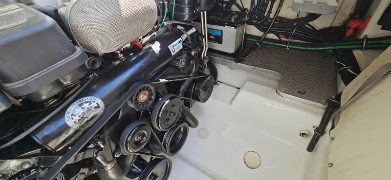 Slide: The Image of Engine compartment of a 2014 Formula 400 Super Sport boat. - 13