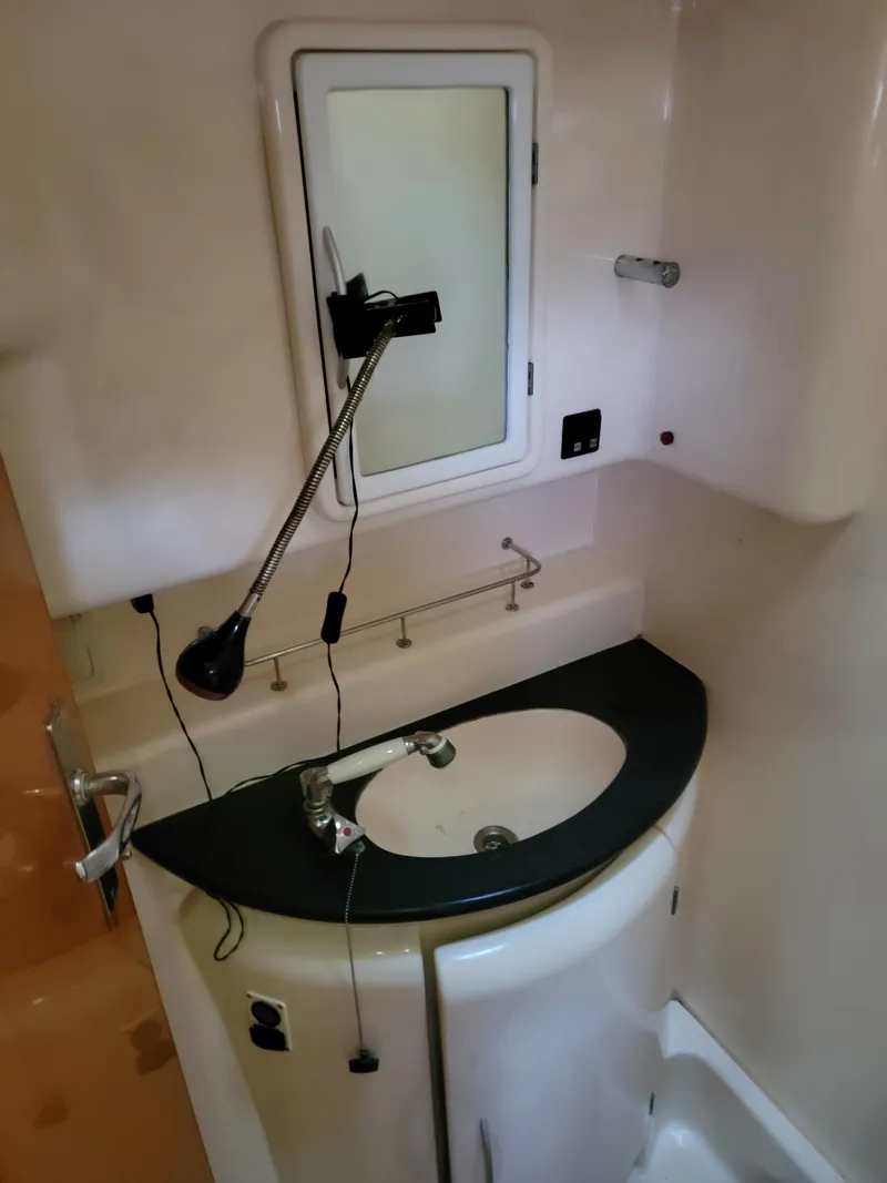 Slide: The Image of Lion Robertson & Caine Lion 46 2003 - 108