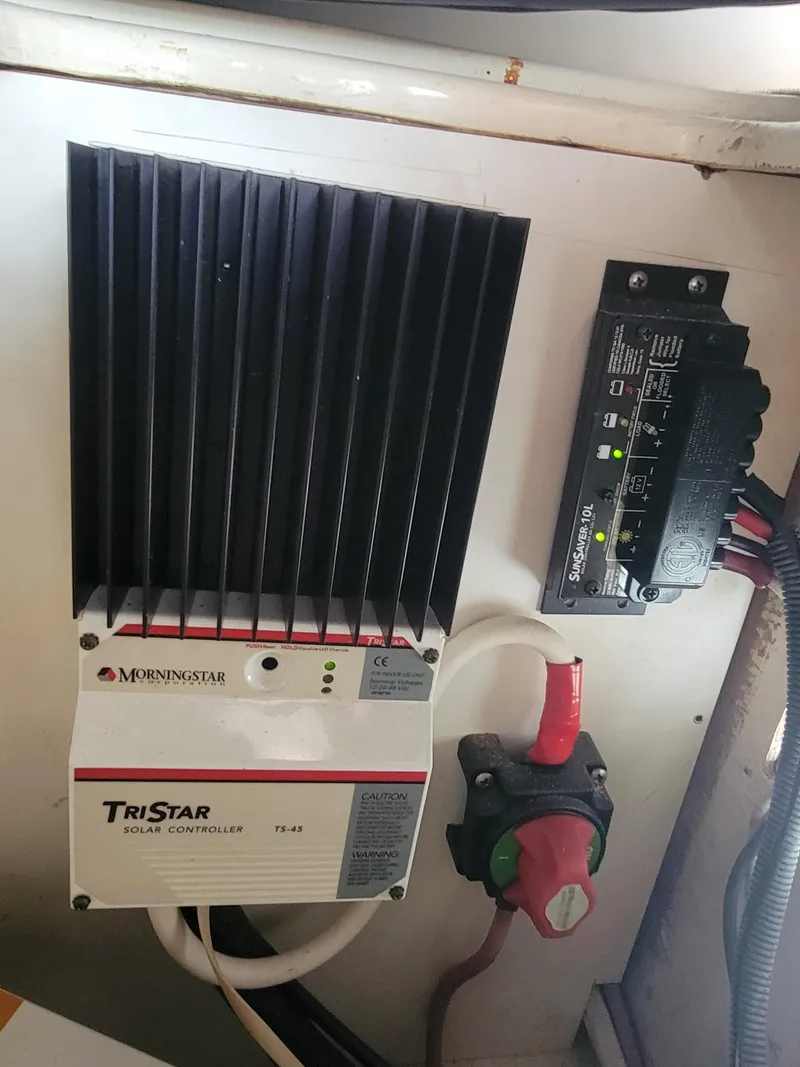 Slide: The Image of Lion Robertson & Caine Lion 46 2003 - 128