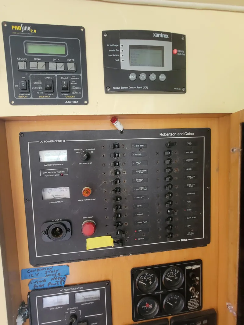 Slide: The Image of Lion Robertson & Caine Lion 46 2003 - 70