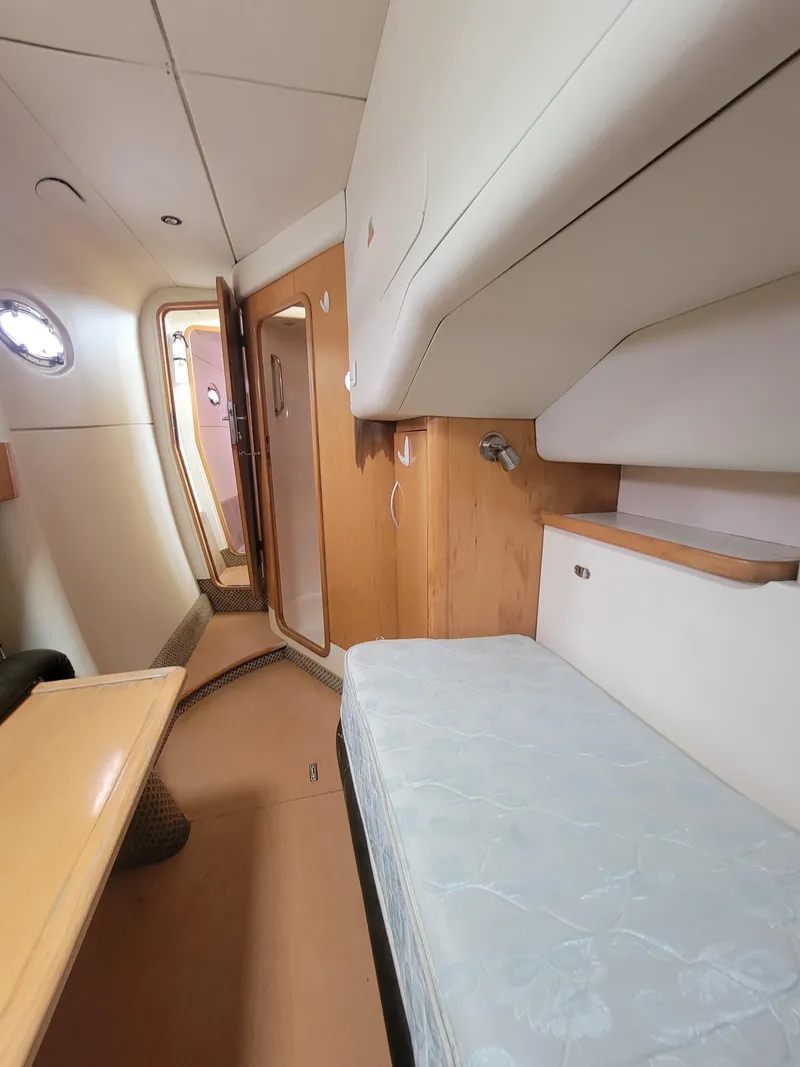 Slide: The Image of Lion Robertson & Caine Lion 46 2003 - 91