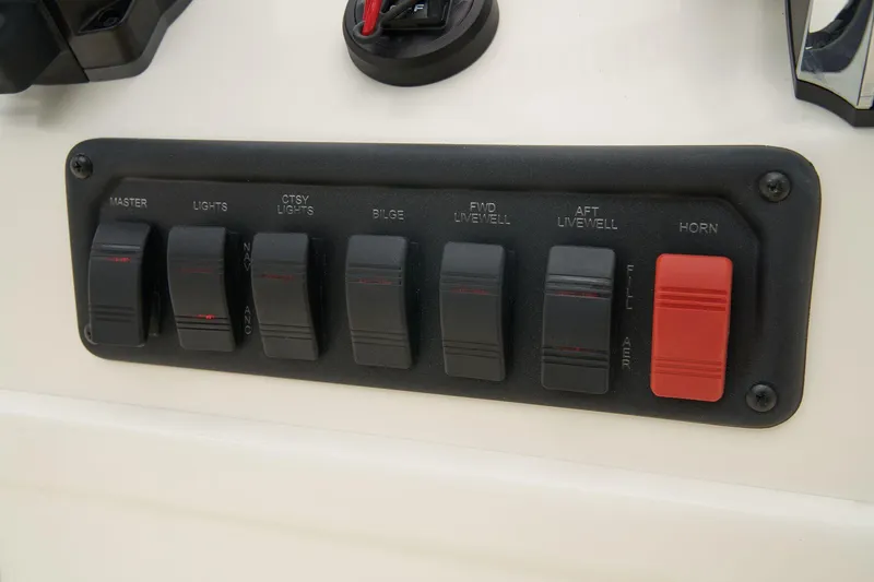 Slide: The Image of Mako Pro Skiff 19 CC 2024 - 50