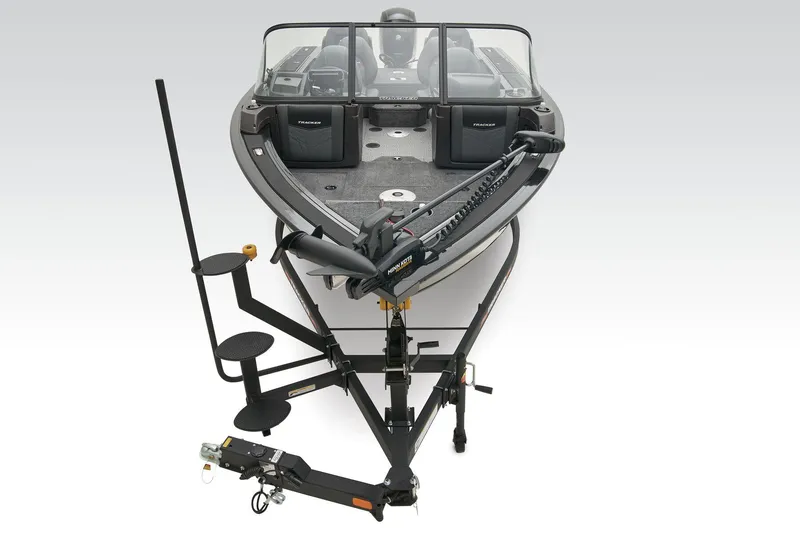 Slide: The Image of Tracker Targa V-18 Combo 2024 - 17