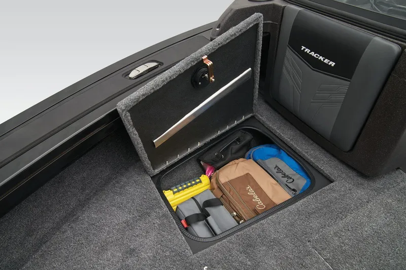 Slide: The Image of Tracker Targa V-18 Combo 2024 - 25