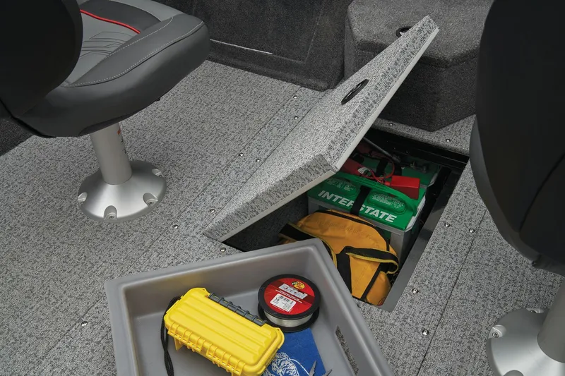 Slide: The Image of Tracker Targa V-18 Combo 2024 - 32