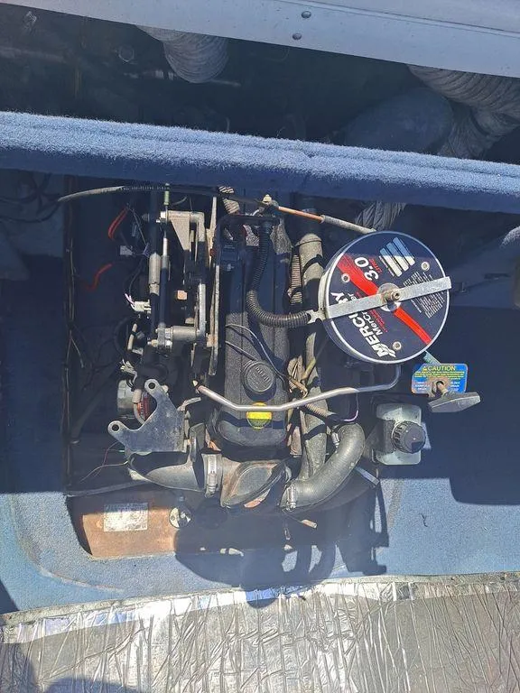 Slide: The Image of 2001 Bayliner 185 Capri Sport BR engine compartment. - 6