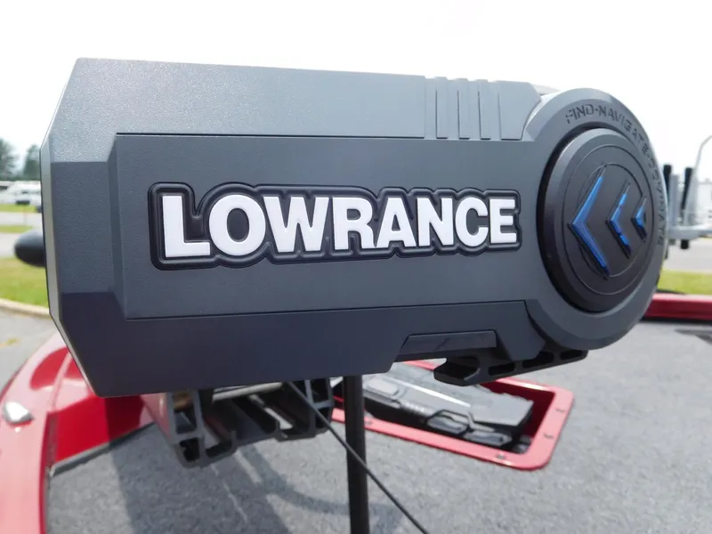 Slide: The Image of Lowrance fish finder on 2024 Vexus AVX 1880 V2 boat. - 7