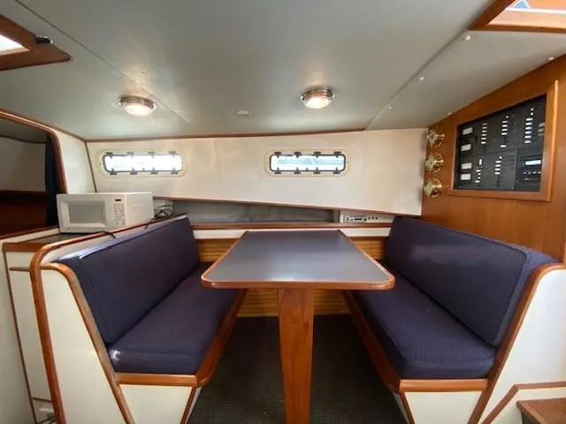 Slide: The Image of Coverts to berth - 20