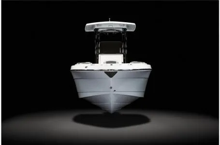 Slide: The Image of Robalo R222 Center Console 2024 - 33