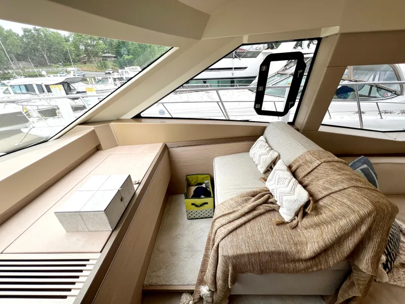 Slide: The Image of GUEST SEATING AREA - OPPOSITE HELM  - 18