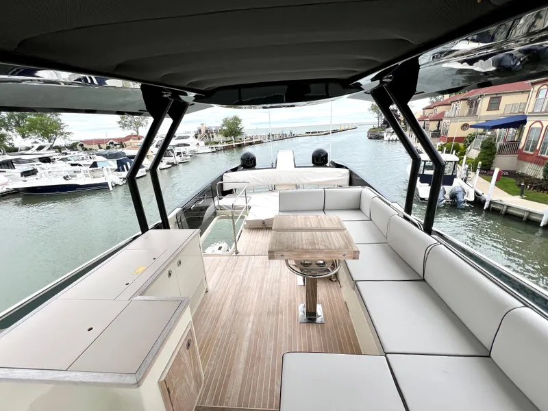 Slide: The Image of FLYBRIDGE AREA - LOOKING AFT  - 2