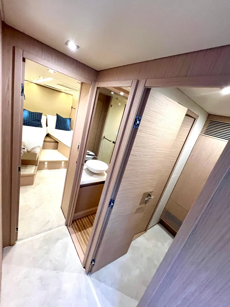 Slide: The Image of COMPANIONWAY  - 21