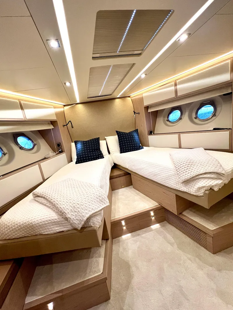 Slide: The Image of VIP STATEROOM FORWARD - BEDS SPLIT - 31