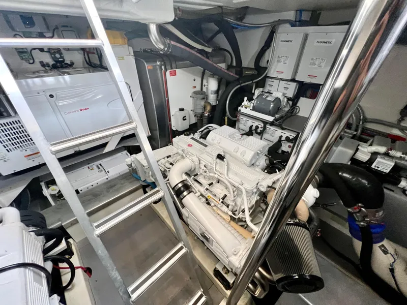 Slide: The Image of ENGINE ROOM  - 84