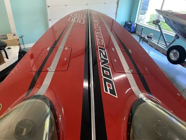 Slide: The Image of Donzi 38 ZR-Comp 2004 - 13