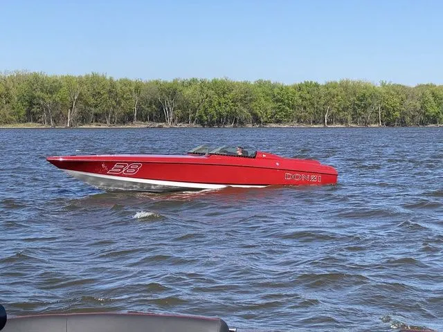 Slide: The Image of Donzi 38 ZR-Comp 2004 - 4