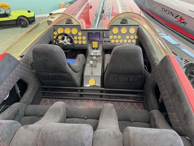 Slide: The Image of Donzi 38 ZR-Comp 2004 - 7