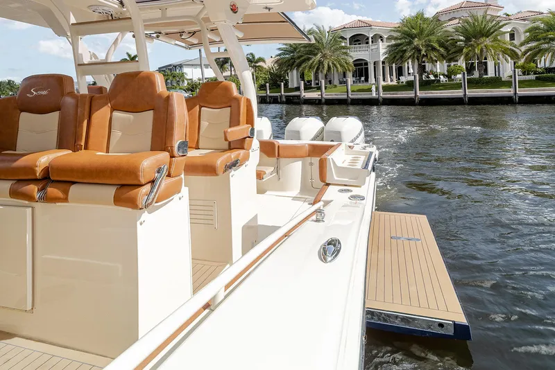 Slide: The Image of Scout 420 LXF 2020 - 51