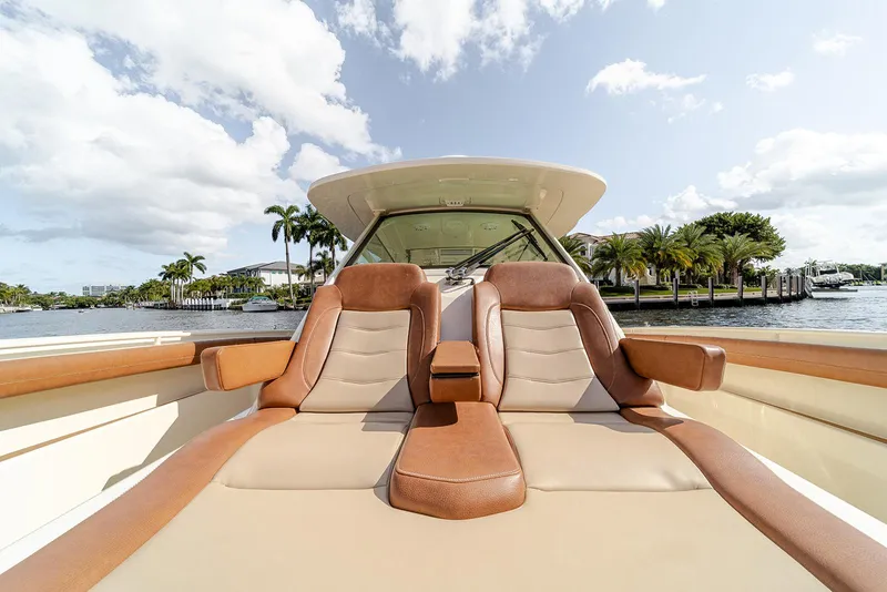 Slide: The Image of Scout 420 LXF 2020 - 66