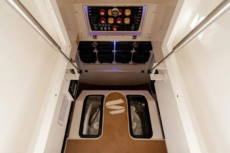 Slide: The Image of Scout 420 LXF 2020 - 72