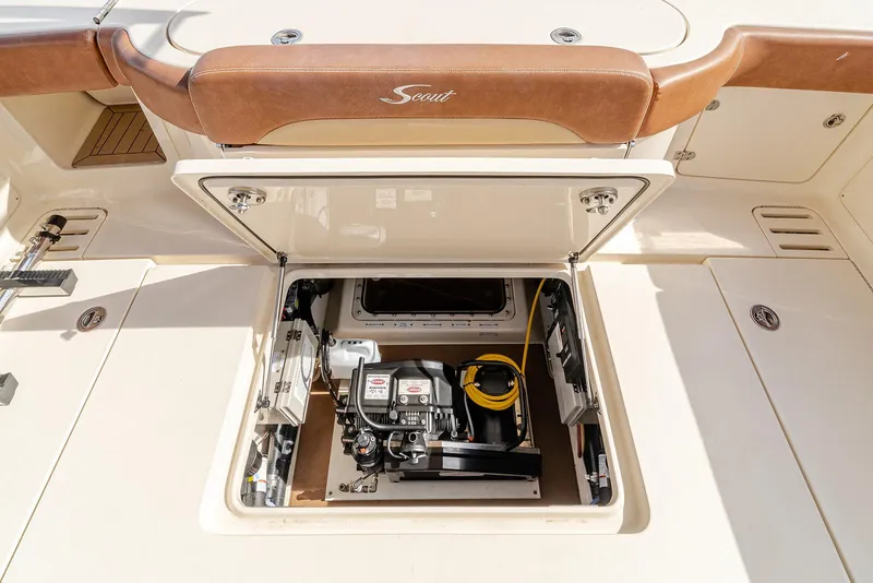 Slide: The Image of Scout 420 LXF 2020 - 79