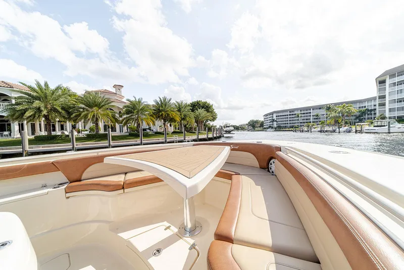 Slide: The Image of Scout 420 LXF 2020 - 83