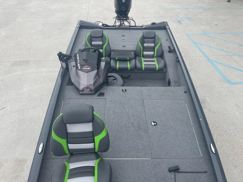 Slide: The Image of 2022 Ranger RT188 fishing boat with green and gray seats. - 10