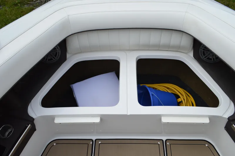 Slide: The Image of Cobalt 302 - Bow Storage - 42