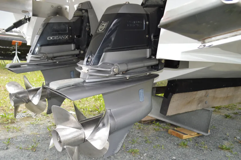 Slide: The Image of Cobalt 302 - Drives (2) - 9