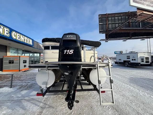 Slide: The Image of 2008 Sun Tracker PARTY BARGE 22 Regency Edition with EFI engine in snowy outdoor setting. - 21