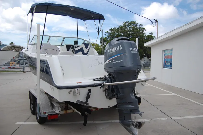Slide: The Image of 2004 Hydra-Sports Lightning 202 DC boat with Yamaha 150 outboard motor. - 5