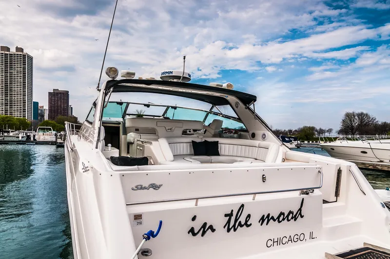 Slide: The Image of 1994 Sea Ray 500 Sundancer yacht docked in Chicago marina. - 24
