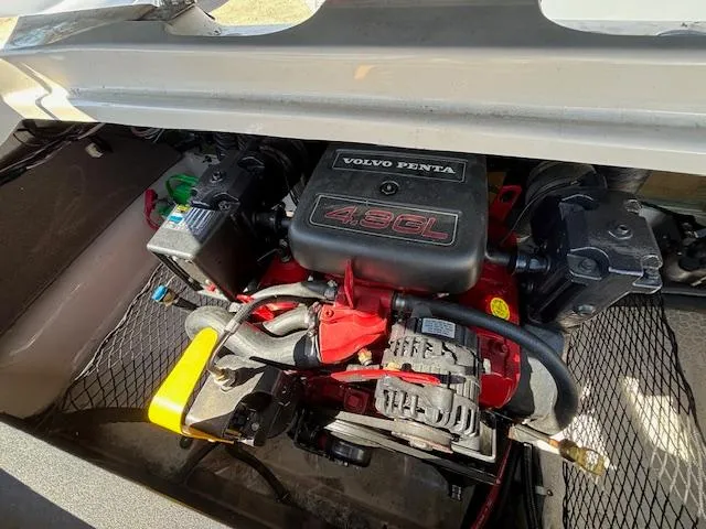 Slide: The Image of 2004 Glastron GX 185 boat engine compartment with Volvo Penta 4.3GL engine. - 24