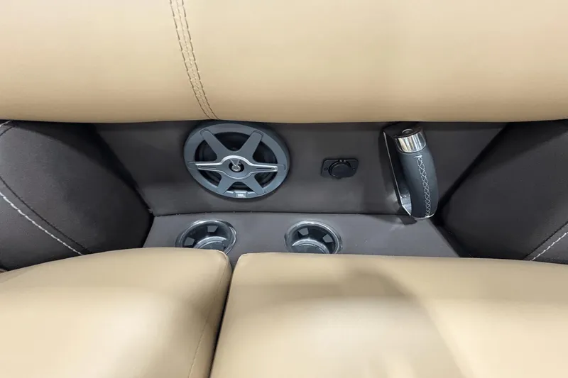 Slide: The Image of Barletta LUSSO23UC 2025 - 12